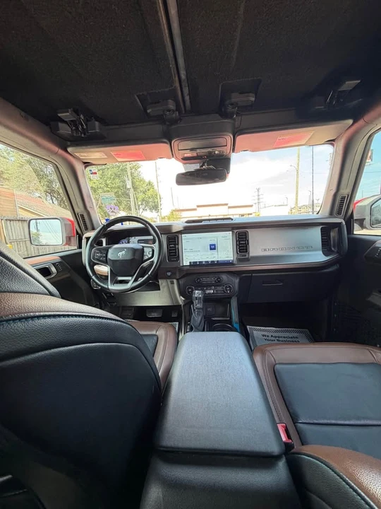 2021 Ford Bronco 6th Gen - Image 9 of 12