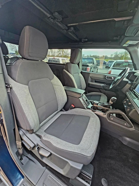 2021 Ford Bronco 6th Gen - Image 15 of 18