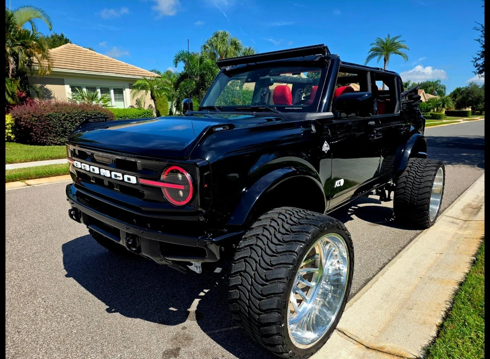 2021 Ford Bronco 6th Gen - Image 2 of 6