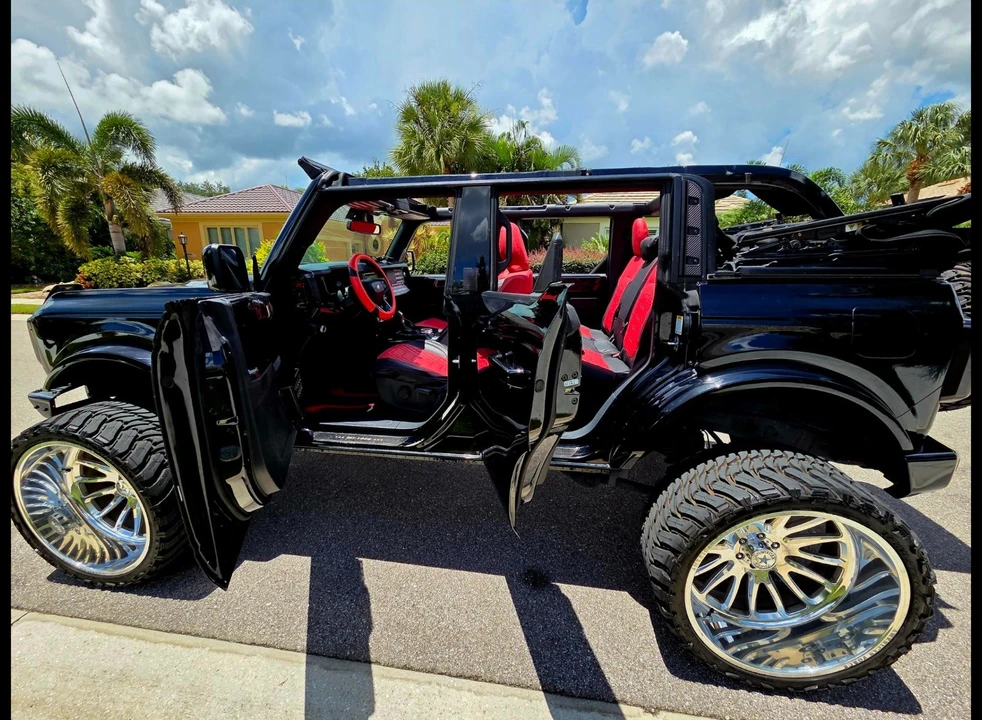 2021 Ford Bronco 6th Gen - Image 3 of 6