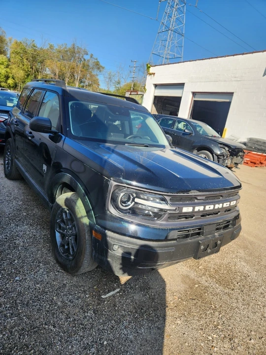 2021 Ford Bronco 6th Gen - Image 2 of 5