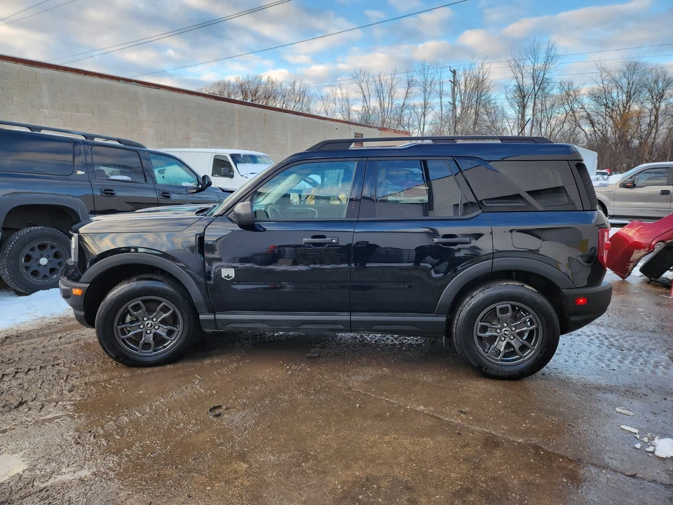 2021 Ford Bronco 6th Gen - Image 5 of 14