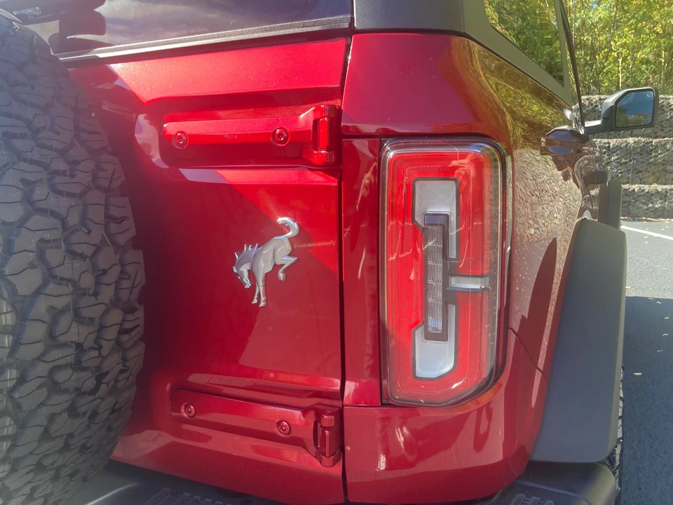 2021 Ford Bronco 6th Gen - Image 26 of 31