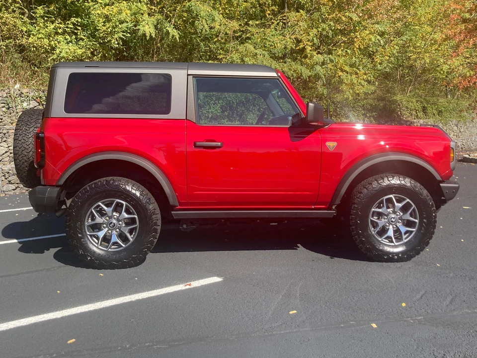 2021 Ford Bronco 6th Gen - Image 11 of 31