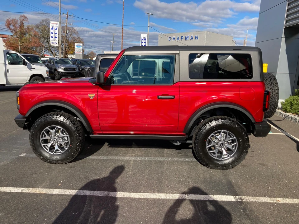 2021 Ford Bronco 6th Gen - Image 8 of 31