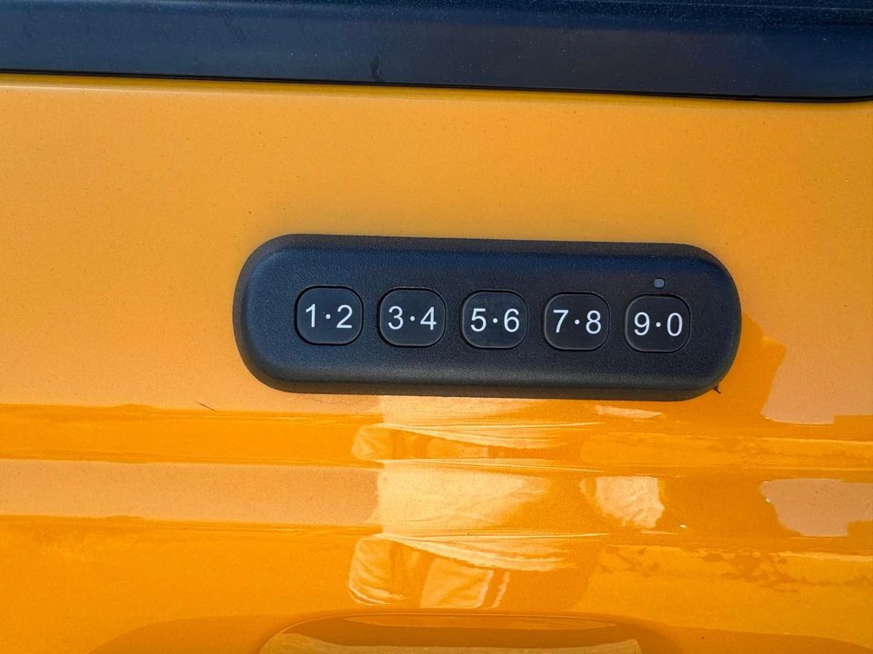 2021 Ford Bronco 6th Gen - Image 22 of 31