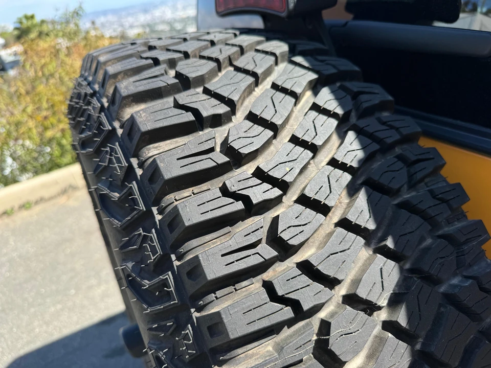 2021 Ford Bronco 6th Gen - Image 25 of 31