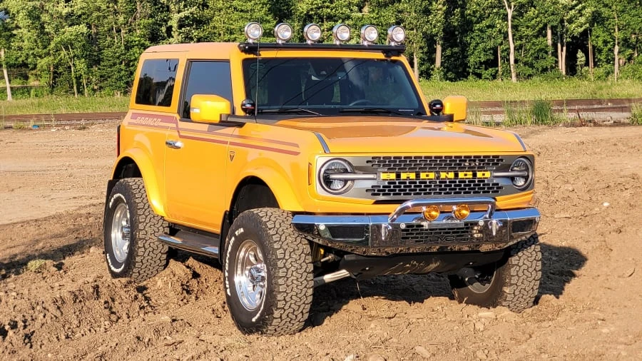 2021 Ford Bronco 6th Gen - Image 9 of 31