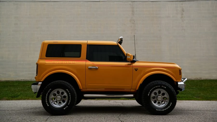 2021 Ford Bronco 6th Gen - Image 2 of 31
