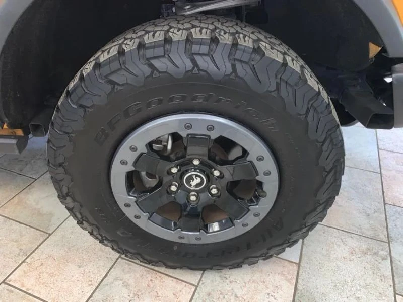 2021 Ford Bronco 6th Gen - Image 10 of 12