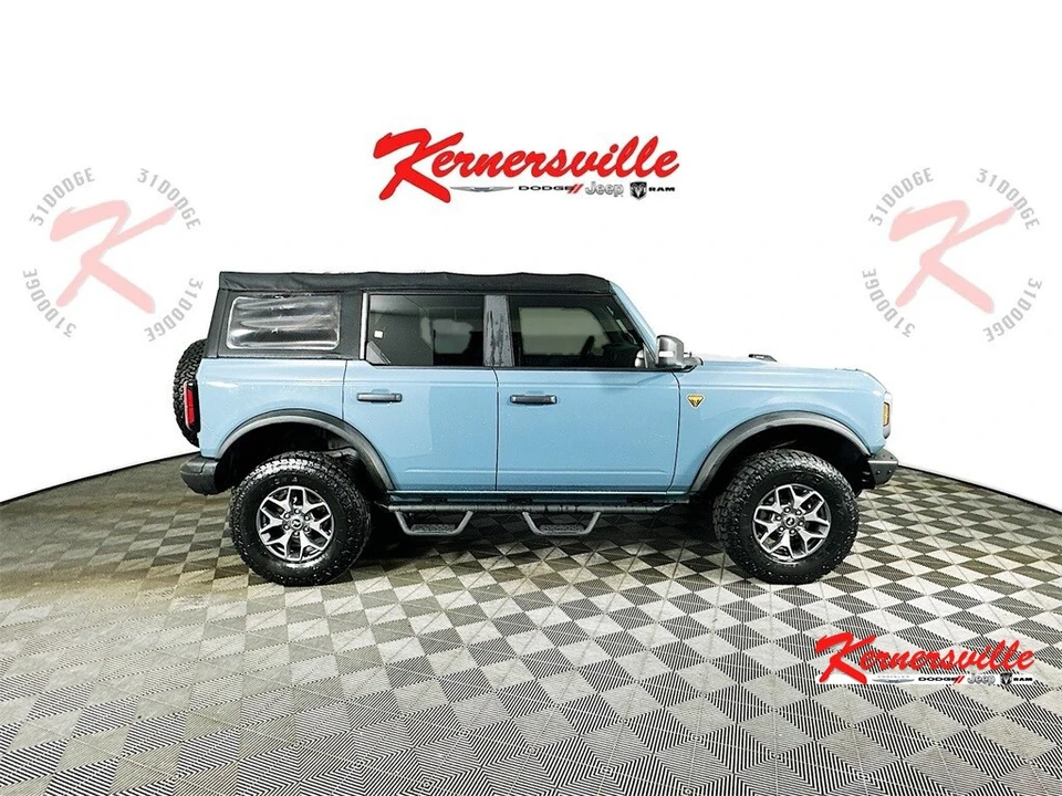 2021 Ford Bronco 6th Gen - Image 8 of 12