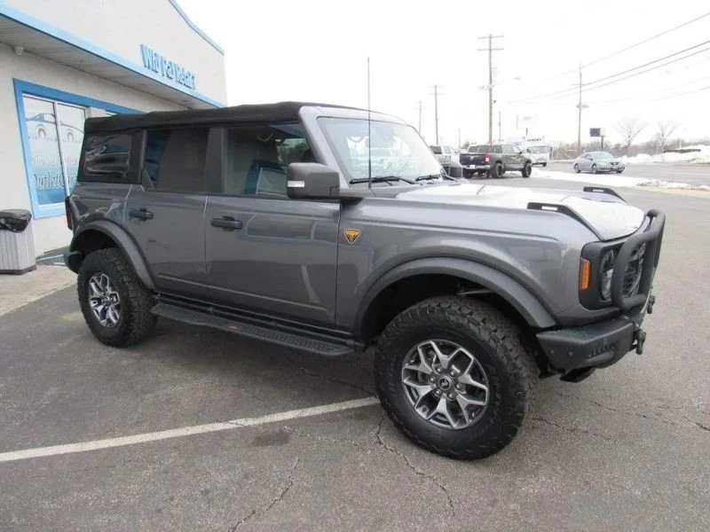 2021 Ford Bronco 6th Gen - Image 10 of 12