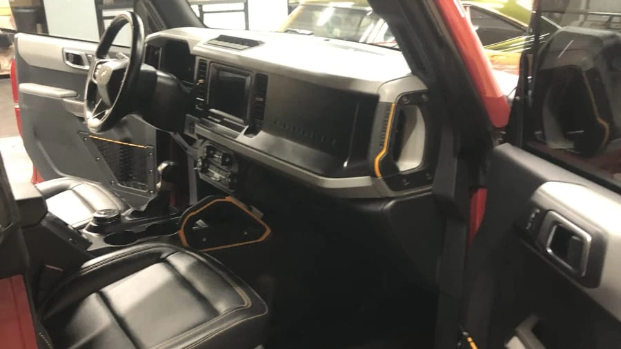 2021 Ford Bronco 6th Gen - Image 9 of 17