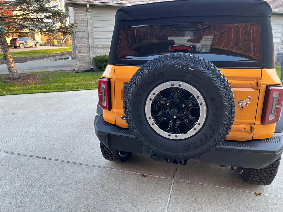 2021 Ford Bronco 6th Gen - Image 13 of 31