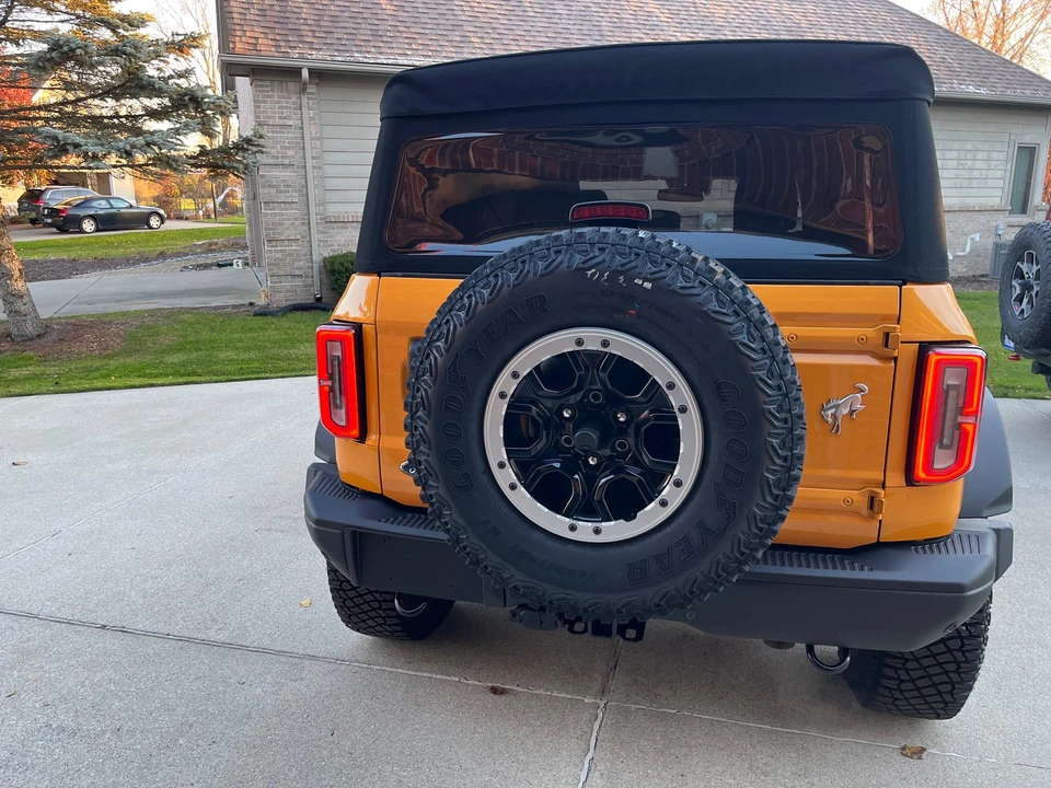 2021 Ford Bronco 6th Gen - Image 14 of 31