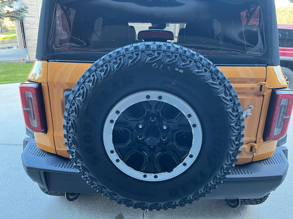 2021 Ford Bronco 6th Gen - Image 23 of 31