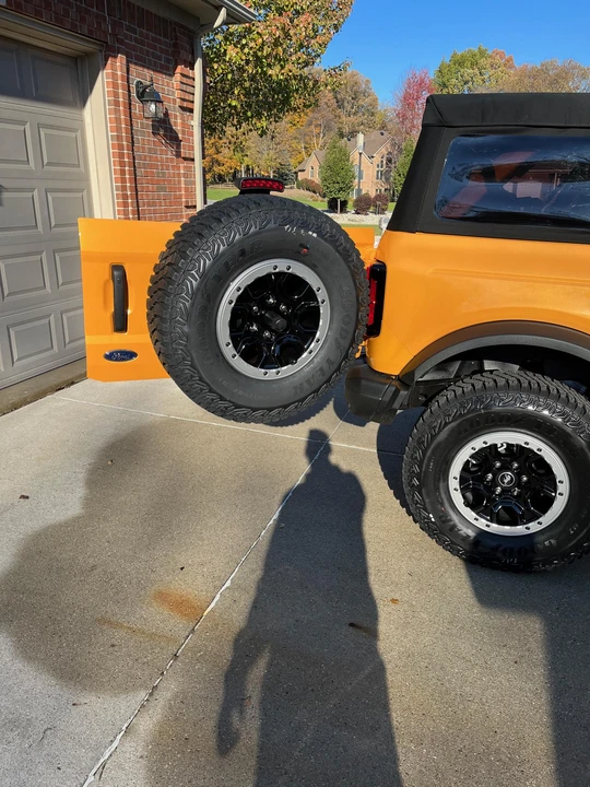 2021 Ford Bronco 6th Gen - Image 25 of 31