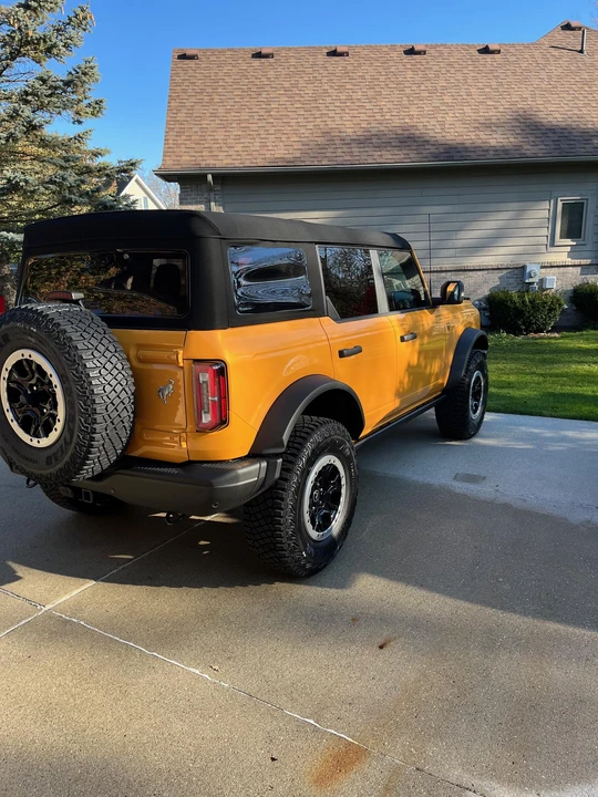 2021 Ford Bronco 6th Gen - Image 15 of 31