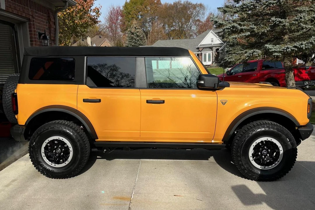 2021 Ford Bronco 6th Gen - Image 3 of 31