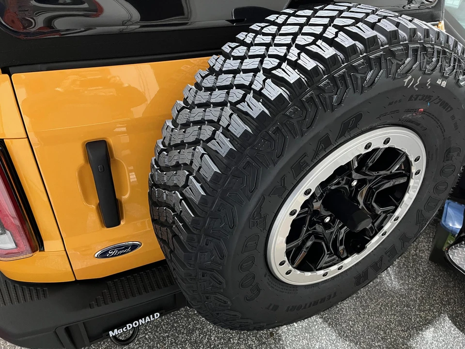 2021 Ford Bronco 6th Gen - Image 22 of 31