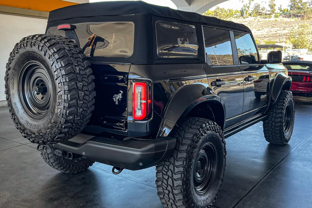 2021 Ford Bronco 6th Gen - Image 4 of 31