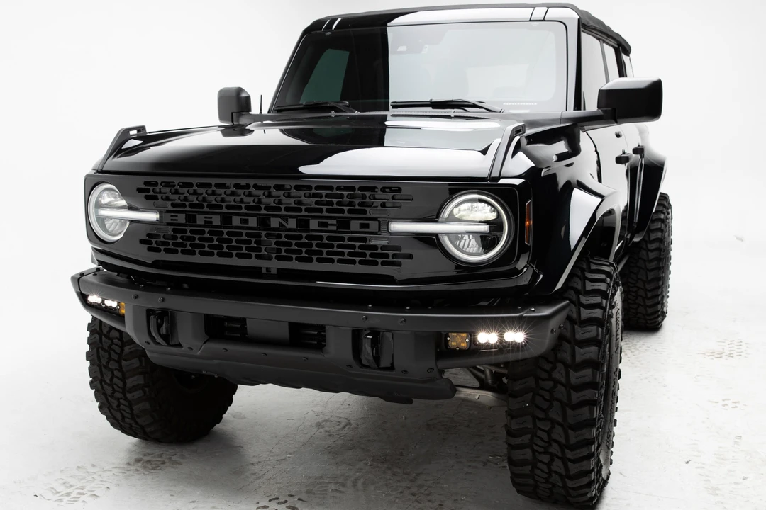 2021 Ford Bronco 6th Gen - Image 2 of 31