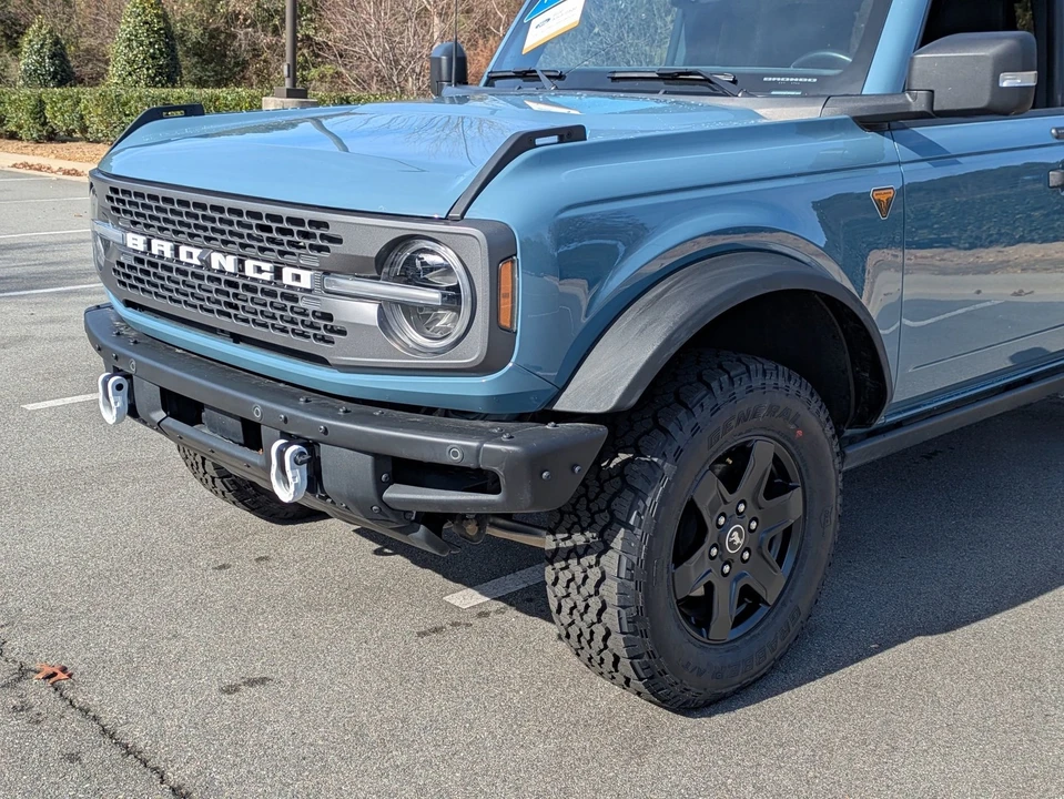 2021 Ford Bronco 6th Gen - Image 10 of 21