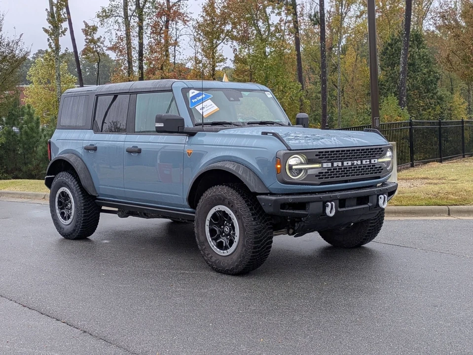 2021 Ford Bronco 6th Gen - Image 2 of 12