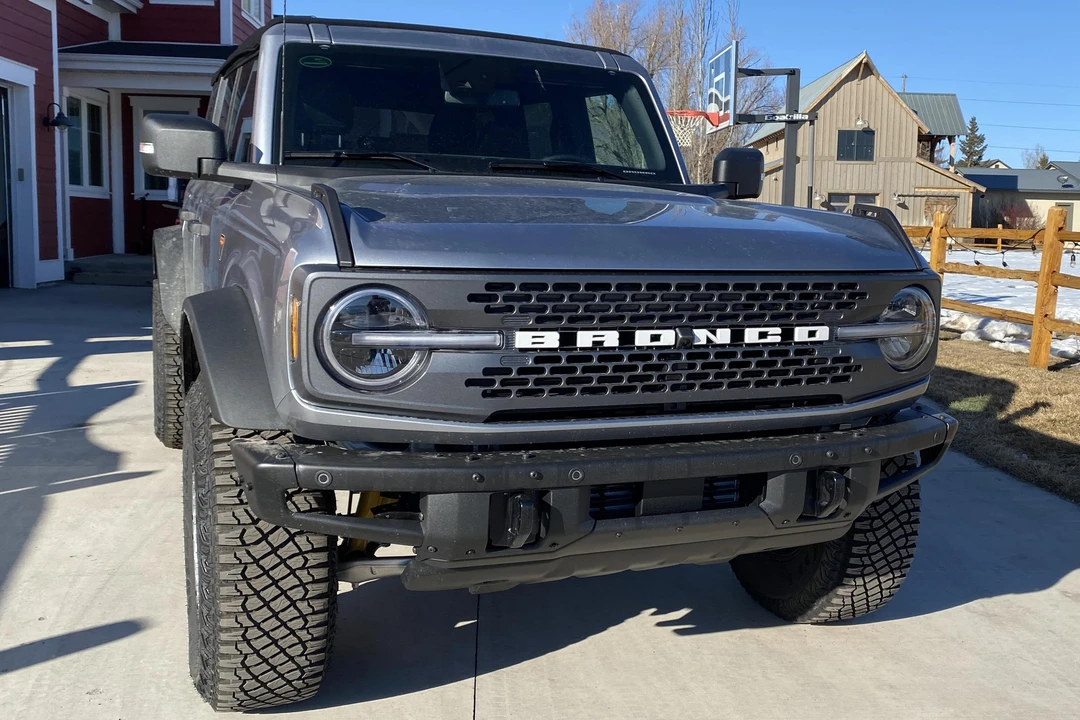 2021 Ford Bronco 6th Gen - Image 9 of 10