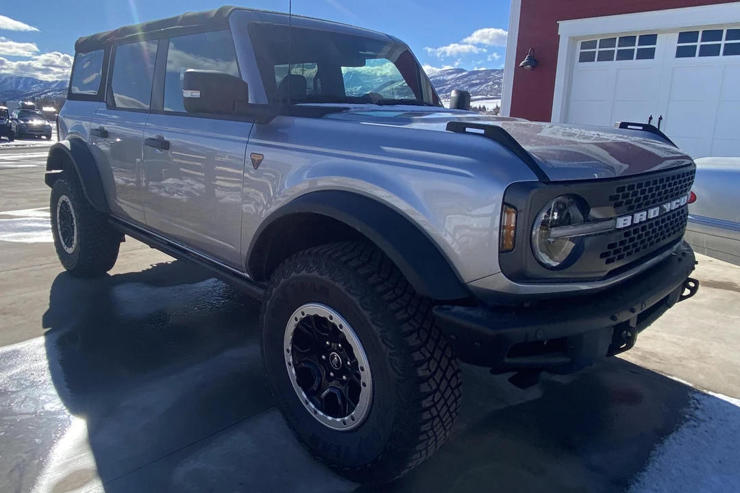 2021 Ford Bronco 6th Gen - Image 8 of 10
