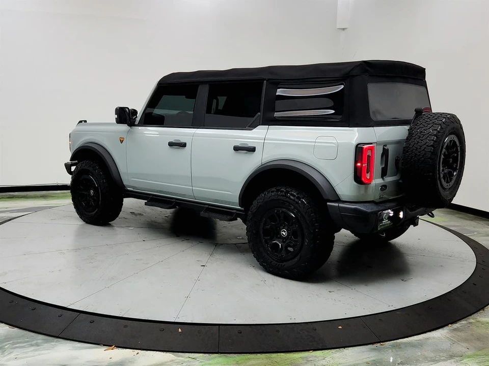 2021 Ford Bronco 6th Gen - Image 7 of 31