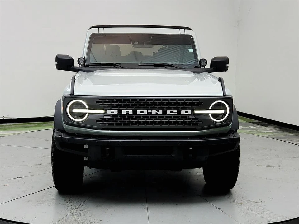 2021 Ford Bronco 6th Gen - Image 2 of 31