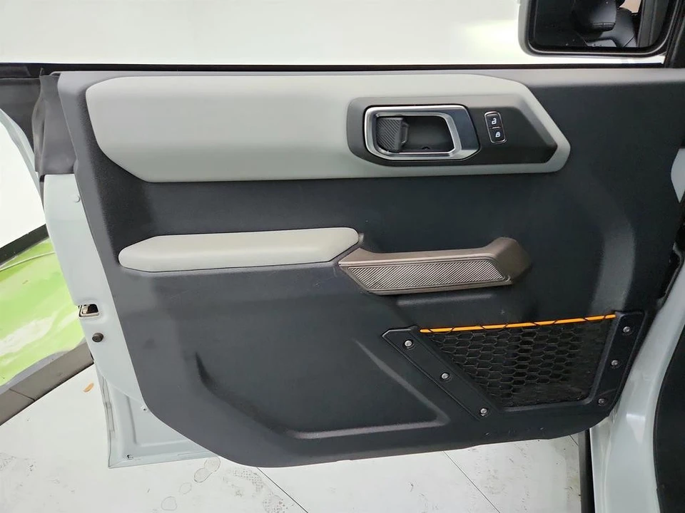 2021 Ford Bronco 6th Gen - Image 23 of 31