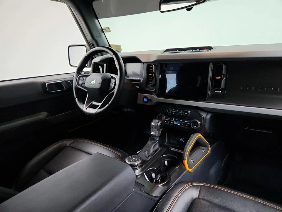 2021 Ford Bronco 6th Gen - Image 26 of 31