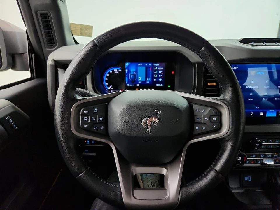2021 Ford Bronco 6th Gen - Image 17 of 31