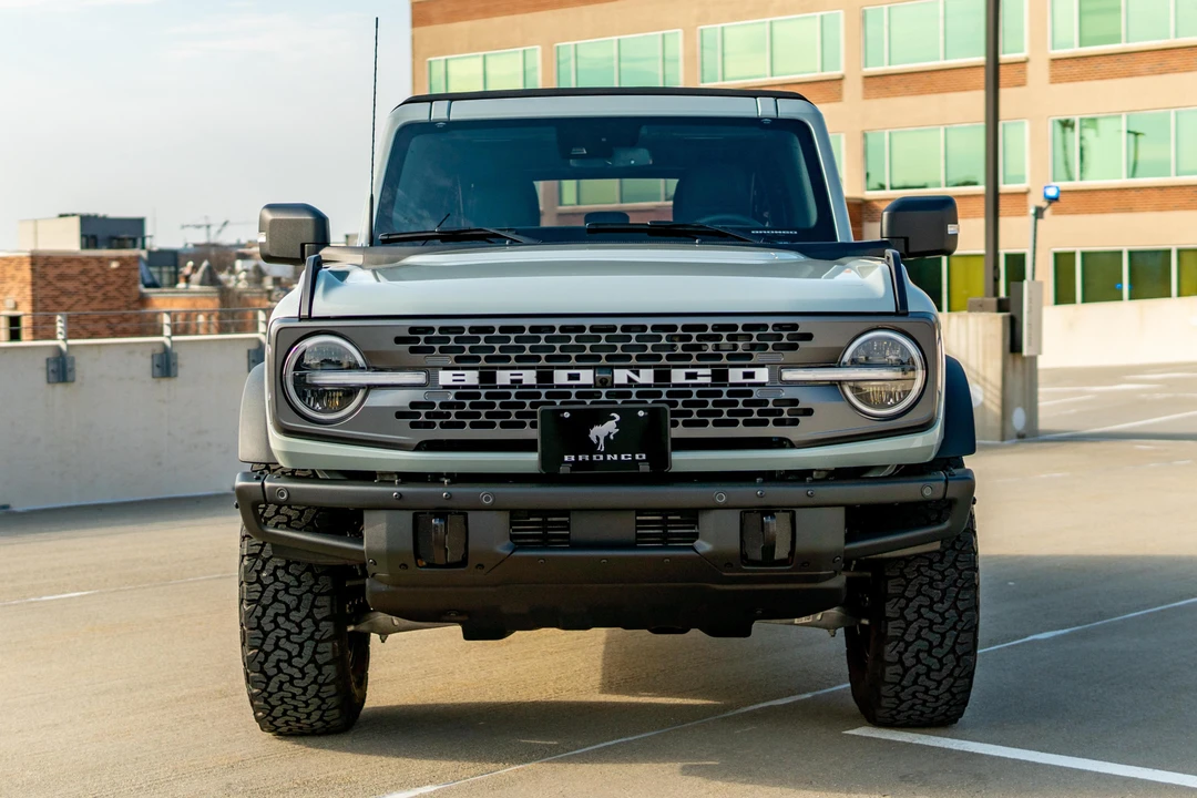2021 Ford Bronco 6th Gen - Image 2 of 31
