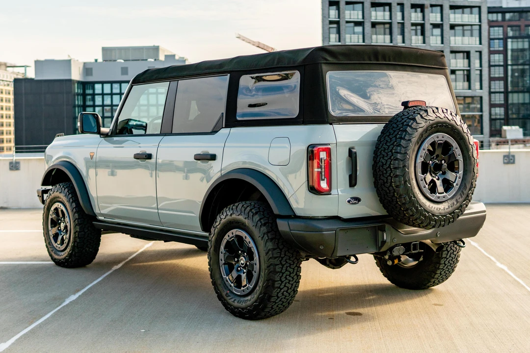 2021 Ford Bronco 6th Gen - Image 4 of 31