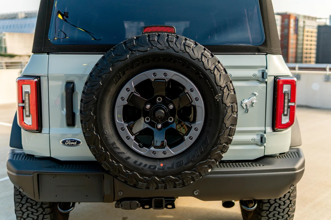 2021 Ford Bronco 6th Gen - Image 8 of 31