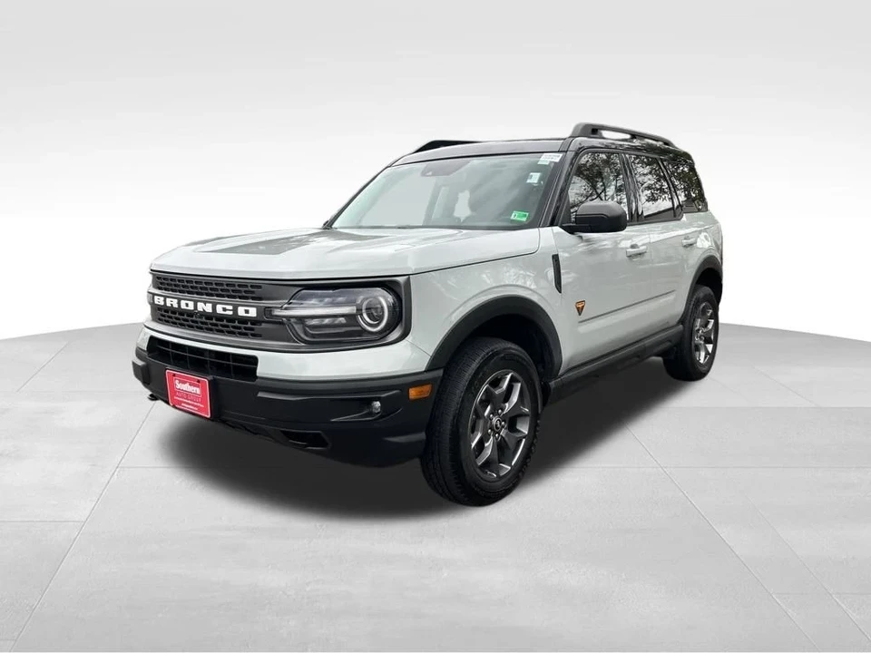 2021 Ford Bronco 6th Gen - Image 2 of 12