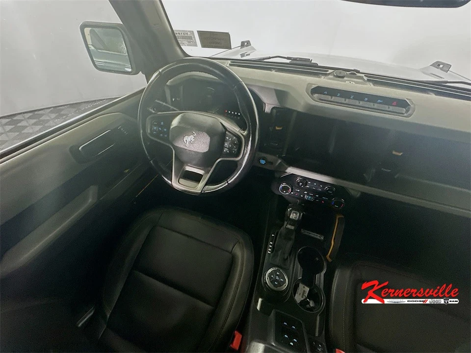 2021 Ford Bronco 6th Gen - Image 9 of 12