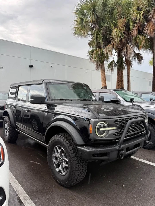2021 Ford Bronco 6th Gen - Image 10 of 12
