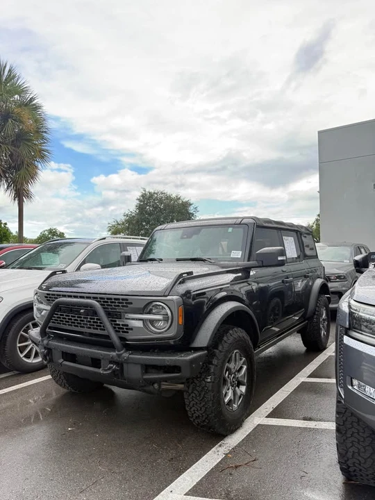 2021 Ford Bronco 6th Gen - Image 2 of 12