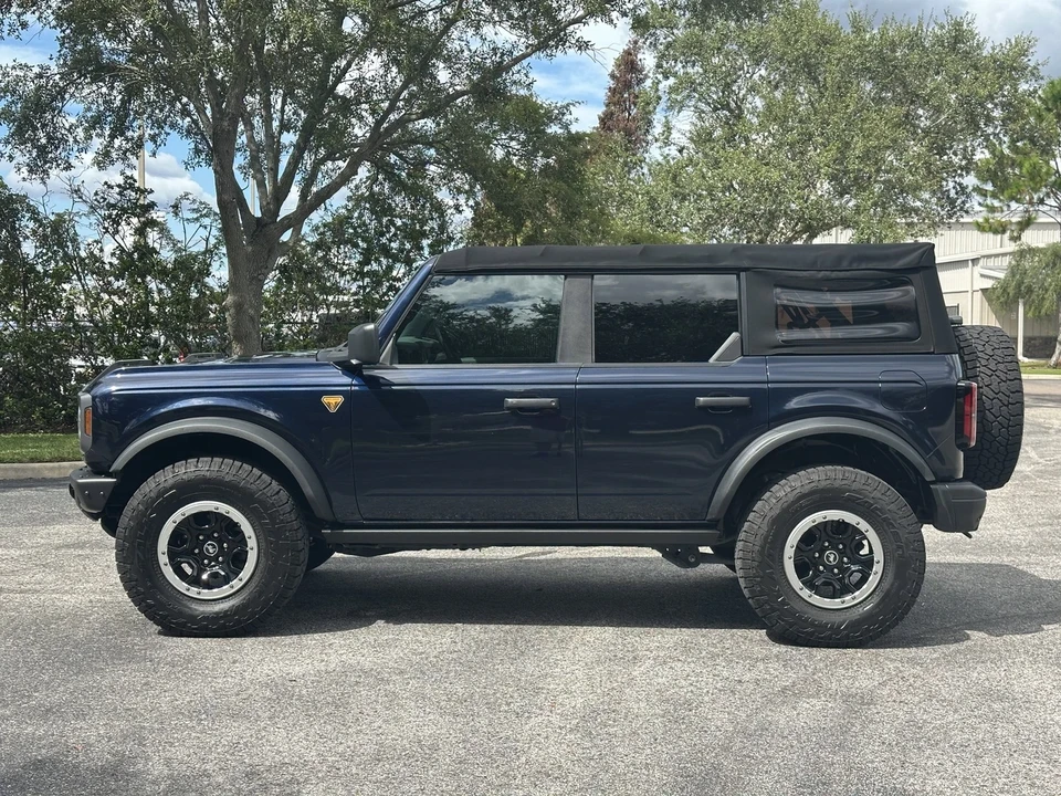 2021 Ford Bronco 6th Gen - Image 3 of 21