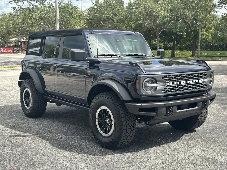 2021 Ford Bronco 6th Gen - Image 8 of 21