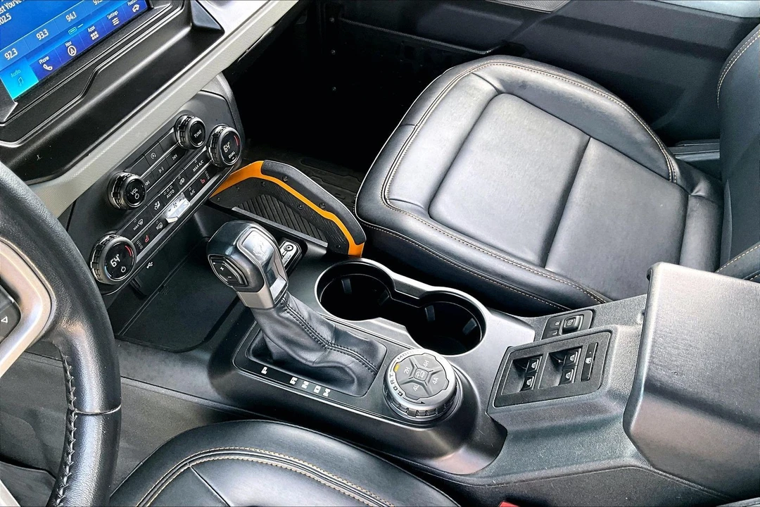 2021 Ford Bronco 6th Gen - Image 18 of 21