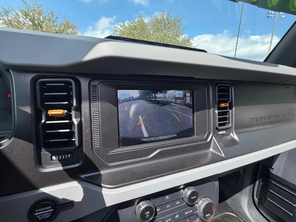 2021 Ford Bronco 6th Gen - Image 15 of 21