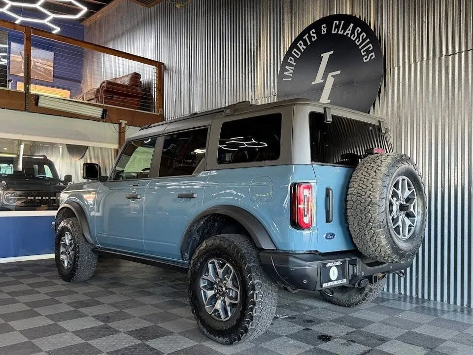 2021 Ford Bronco 6th Gen - Image 3 of 19