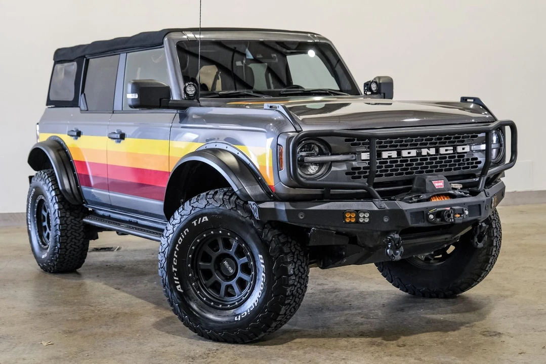 2021 Ford Bronco 6th Gen - Image 4 of 12