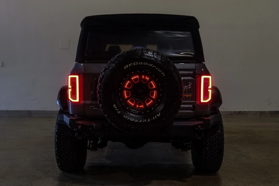 2021 Ford Bronco 6th Gen - Image 9 of 12