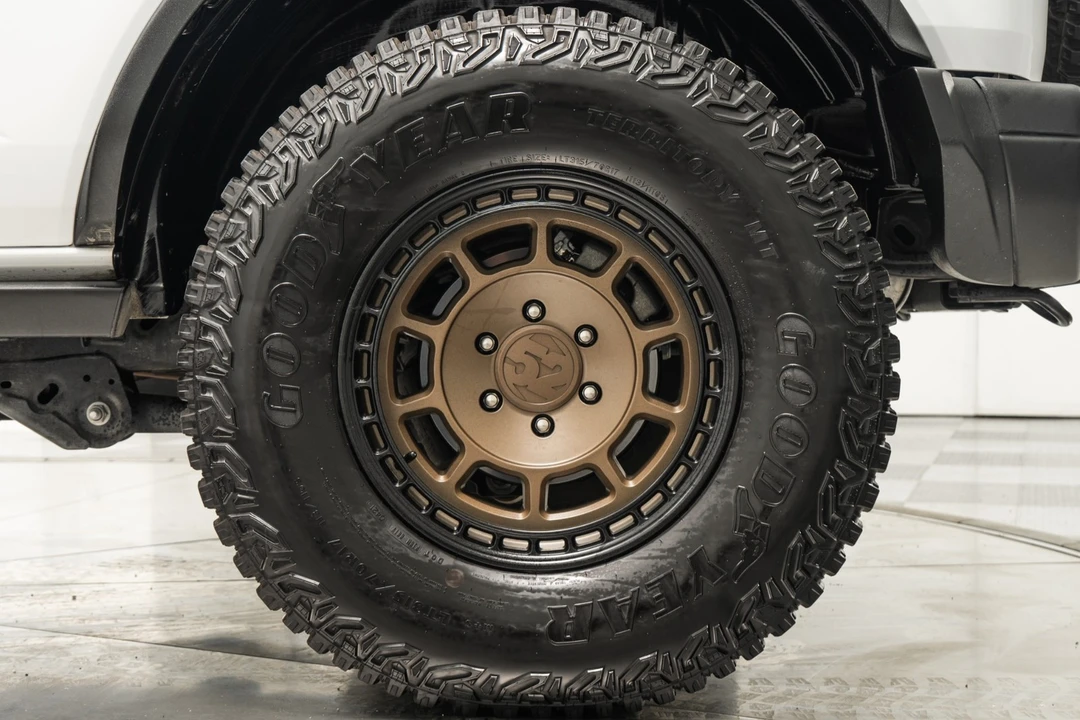 2021 Ford Bronco 6th Gen - Image 11 of 12
